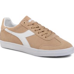 Sneakersy DIADORA - Pitch 101.173991 01 25059 Beige. Brązowe sneakersy męskie Diadora, bez zapięcia. W wyprzedaży za 129,00 zł.