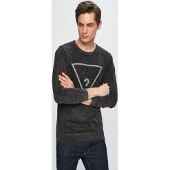 Guess Jeans - Sweter. Szare swetry męskie Guess Jeans, xl, z aplikacjami, z bawełny, z okrągłym kołnierzem, bez kaptura. Za 369,90 zł.