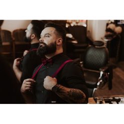 Bordowe aksamitne szelki i mucha dla meżczyzny. Czerwone muszki męskie Pakamera, bez wzorów, eleganckie. Za 255,00 zł.