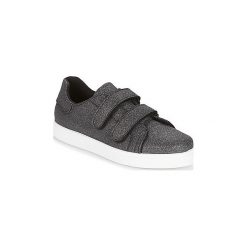Buty André SPLENDEUR. Szare trampki i tenisówki damskie marki Andre, bez wzorów, bez zapięcia. Za 207,20 zł.