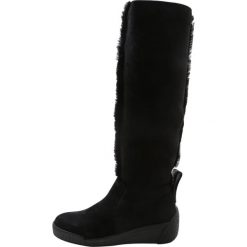 Buty zimowe damskie: See by Chloé Kozaki na koturnie nero