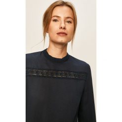 Jacqueline de Yong - Bluzka. Białe bluzki damskie z bawełny, z okrągłym kołnierzem. Za 119,90 zł.