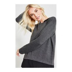 Sweter damski. Szare bluzki damskie marki Promod, w grochy, z dzianiny, bez kołnierzyka. Za 89,90 zł.