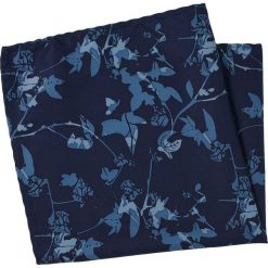 Niebiesko-Granatowa Elegancka Poszetka Męska -ALTIES- 34x34 cm POSZALTS0492. Niebieskie poszetki męskie Alties, eleganckie. Za 27,00 zł.