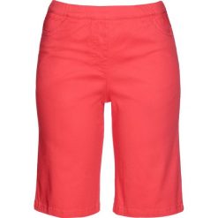 Bermudy bonprix koralowy. Różowe spodnie damskie bonprix, bez wzorów. Za 37,99 zł.