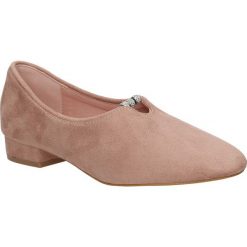 Baleriny z ozdobą Casu LL-96P. Brązowe baleriny damskie Casu, z aplikacjami, bez obcasa. Za 59,99 zł.