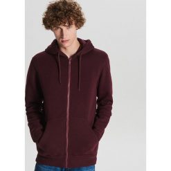 Rozpinana bluza basic - Bordowy. Czerwone bluzy męskie Cropp, s, bez wzorów, bez kołnierzyka, bez rękawów, bez kaptura. Za 89,99 zł.