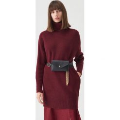 Długi dzianinowy sweter z golfem -. Swetry damskie Sinsay, s, bez wzorów, z dzianiny, z długim rękawem. Za 69,99 zł.