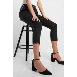 Cygaretki z przeszyciami. Czarne spodnie damskie Orsay, s, z haftami, z elastanu, eleganckie. Za 99,99 zł.