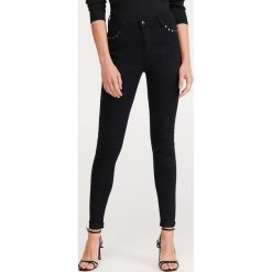 Jeansy slim - Czarny. Czarne jeansy damskie Reserved. Za 99,99 zł.