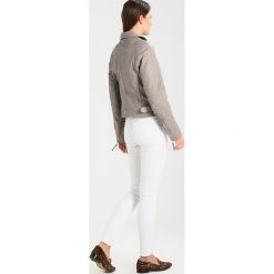 Gipsy PERFECTO Kurtka skórzana elephant. Szare kurtki damskie Gipsy, m, bez wzorów, ze skóry. W wyprzedaży za 587,30 zł.