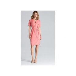 Sukienka M669 Koral. Różowe sukienki damskie FIGL, xl, bez wzorów, z dekoltem w serek, z krótkim rękawem, krótkie, mini. Za 129,00 zł.
