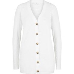 Sweter rozpinany w ażurowy wzór bonprix biel wełny. Białe swetry damskie bonprix, bez wzorów, z wełny, bez rękawów, bez kaptura. Za 54,99 zł.