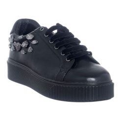 Sneakersy w kolorze czarnym. Czarne sneakersy damskie Braciallini, z materiału. W wyprzedaży za 299,95 zł.