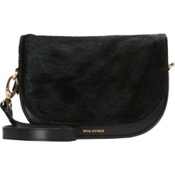 Torebki klasyczne damskie: Royal RepubliQ RAF CURVE EVENING BAG PONY Torba na ramię black