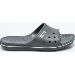 Crocs - Klapki. Szare klapki męskie Crocs. W wyprzedaży za 169,90 zł.
