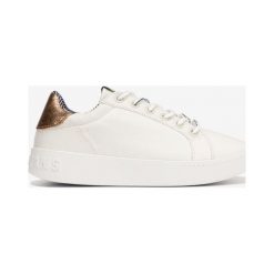 Pepe Jeans Brixton Tenisówki Biały. Białe trampki i tenisówki damskie Pepe Jeans, bez wzorów, z jeansu, bez zapięcia. Za 318,95 zł.