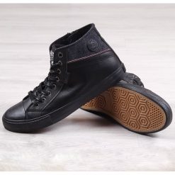 Trampki męskie czarne Big Star EE174102. Czarne trampki męskie BIG STAR, bez wzorów, retro, bez zapięcia. Za 95,99 zł.