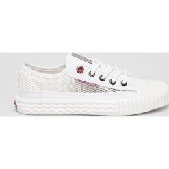 Cross Jeans - Tenisówki. Białe trampki i tenisówki damskie Cross Jeans, bez wzorów, z jeansu, na sznurówki. W wyprzedaży za 79,90 zł.