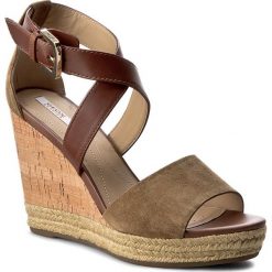 Espadryle GEOX - D Janira E D72P6E 02243 C3211 Militarny/Brązowy. Pomarańczowe espadryle damskie Geox, moro, ze skóry, bez obcasa, na obcasie. W wyprzedaży za 319,00 zł.