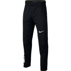 Chinosy chłopięce: Nike Spodnie dziecięce B NK Therma Pant GFX czarne r. L (158-170cm) (909082 011)