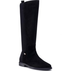 Oficerki TOMMY HILFIGER - Essential Flat Long Boot FW0FW05194 Black BDS. Czarne kozaki damskie TOMMY HILFIGER, ze skóry, bez obcasa, na obcasie, bez zapięcia. Za 849,00 zł.
