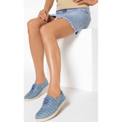 Jasnoniebieskie Espadryle Heat. Niebieskie espadryle damskie Born2be, bez wzorów, bez obcasa. W wyprzedaży za 29,99 zł.