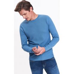 Sweter męski z fakturą. Niebieskie swetry męskie Top Secret, na zimę, xl, bez wzorów, z dzianiny, klasyczne, z klasycznym kołnierzykiem, bez kaptura. W wyprzedaży za 39,99 zł.