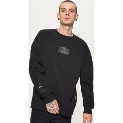 Bluzy męskie: Bluza w pasy - Czarny