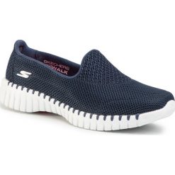 Półbuty SKECHERS - Go Walk Smart 16700/NVW Navy/White. Niebieskie półbuty damskie Skechers, na co dzień, bez wzorów, z tworzywa sztucznego, bez obcasa, na płaskiej podeszwie, bez zapięcia. Za 299,00 zł.