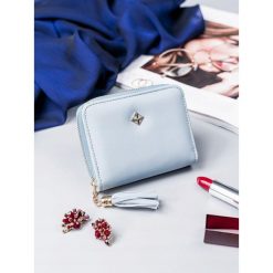 Portmonetka damska na zamek niebieska Milano Design - niebieski. Niebieskie portfele damskie MILANO DESIGN, bez wzorów, ze skóry. Za 25,99 zł.