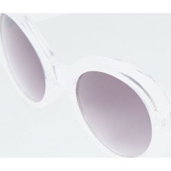 Okrągłe przezroczyste okulary przeciwsłoneczne. Szare okulary przeciwsłoneczne męskie marki Pull&Bear, okrągłe. Za 49,90 zł.