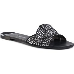 Klapki DEEZEE - LS5218-01A Black. Czarne klapki damskie DeeZee, z aplikacjami, z tworzywa sztucznego, bez obcasa, na obcasie. Za 79,99 zł.