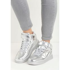 Srebrne Buty Sportowe Laura. Szare buty sportowe damskie Born2be, z materiału. Za 49,99 zł.