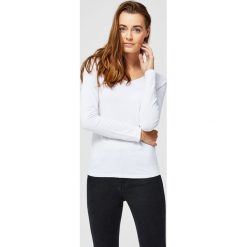 Bluzka typu basic. Bluzki damskie Moodo, s. Za 19,99 zł.