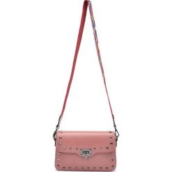 Torebki klasyczne damskie: Skórzana torebka w kolorze jasnoróżowym – (S)18 x (W)27 x (G)8 cm