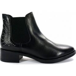 BOTKI DAMSKIE TAM 25346 CZAR. Botki damskie Tamaris, ze skóry, bez obcasa, bez zapięcia. Za 269,00 zł.