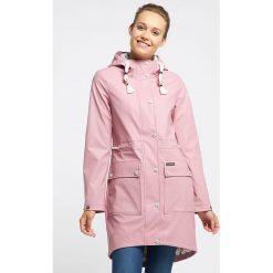 Parka przeciwdeszczowa w kolorze jasnoróżowym. Różowe kurtki damskie Schmuddelwedda Woman, xs, bez wzorów. W wyprzedaży za 349,95 zł.