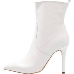 Botki damskie lity: MAI PIÙ SENZA Botki na obcasie white