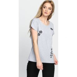 Szary T-shirt Getting Over. Szare bluzki damskie Born2be, m. Za 49,99 zł.