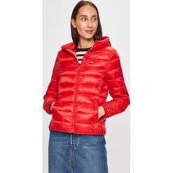 Tommy Jeans - Kurtka. Niebieskie kurtki damskie Tommy Jeans, s, bez wzorów, z poliesteru, krótkie. Za 799,90 zł.