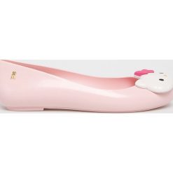Melissa - Baleriny Space Love. Różowe baleriny damskie Melissa, z gumy. W wyprzedaży za 239,90 zł.