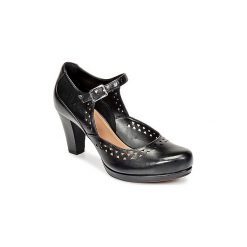 Czółenka Clarks CHORUS CHIME. Czarne czółenka damskie marki Clarks. Za 351,20 zł.