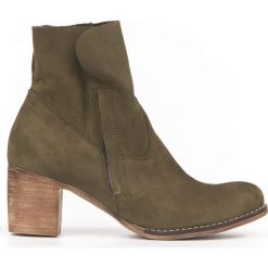 Botki na słupku z wywijaną cholewką - skóra naturalna - model 454 - kolor oliwka. Botki damskie Zapato, na wiosnę, ze skóry, eleganckie, za kostkę, na wysokim obcasie, na obcasie, na zamek. W wyprzedaży za 319,20 zł.