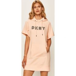 Dkny - Bluza. Białe bluzy damskie DKNY, s, z aplikacjami, z bawełny, z krótkim rękawem, krótkie, z kapturem. Za 349,90 zł.