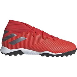 Buty piłkarskie adidas Nemeziz 19.3 Tf M F34427. Czerwone buty sportowe męskie Adidas, z syntetyku, bez zapięcia, do piłki nożnej. W wyprzedaży za 339,00 zł.
