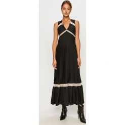 Twinset - Sukienka. Czarne sukienki damskie Twinset, s, z aplikacjami, z poliesteru, bez kołnierzyka, bez rękawów, maxi, rozkloszowane. Za 1149,00 zł.