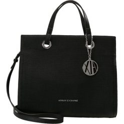 Armani Exchange Torebka nero/black. Czarne torebki klasyczne damskie marki Armani Exchange, l, z materiału, z kapturem. Za 739,00 zł.