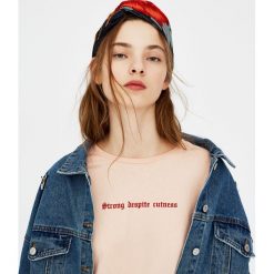 T-shirty damskie: Koszulka z napisem Strong