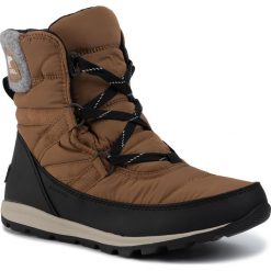 Śniegowce SOREL - Whitney Short Lace NL3432 Elk 286. Pomarańczowe kozaki damskie Sorel, ze skóry ekologicznej, bez obcasa, bez zapięcia. W wyprzedaży za 319,00 zł.